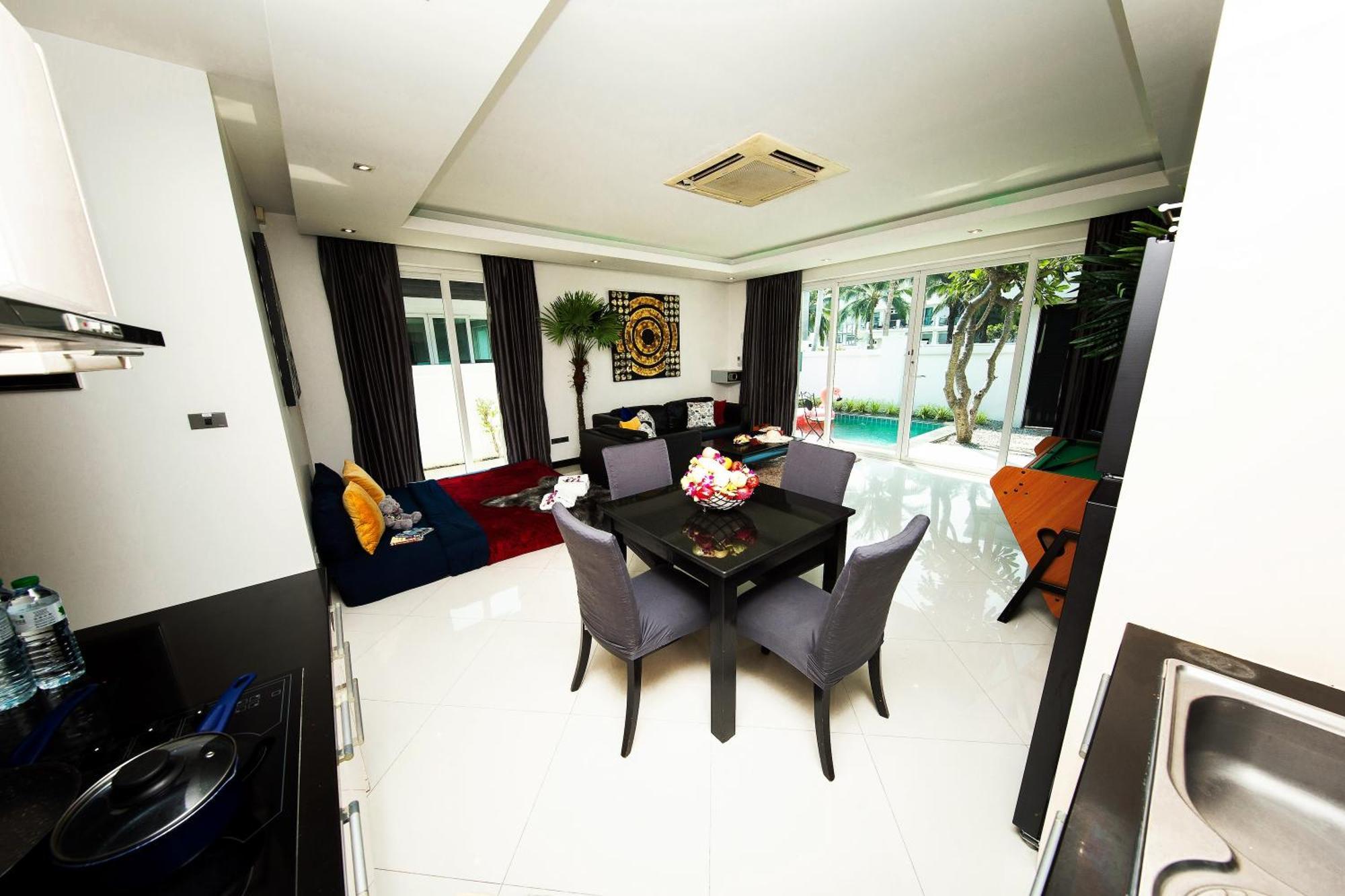 Colibri Pool Villa Pattaya Jomtien Beach Rum bild